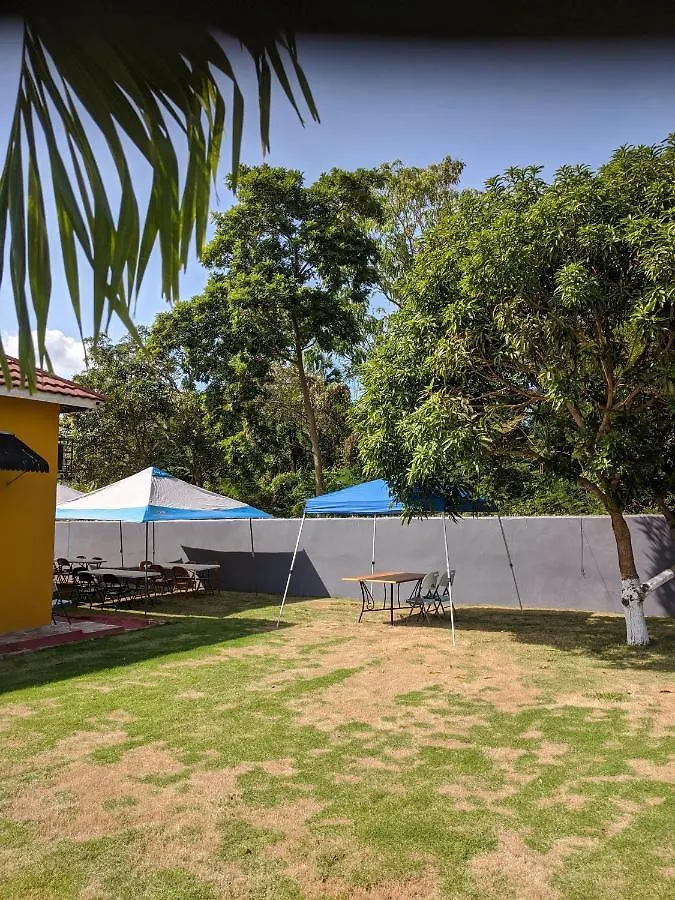 Ultimate Freedom Bed And Breakfast Santa Cruz Τζαμάικα