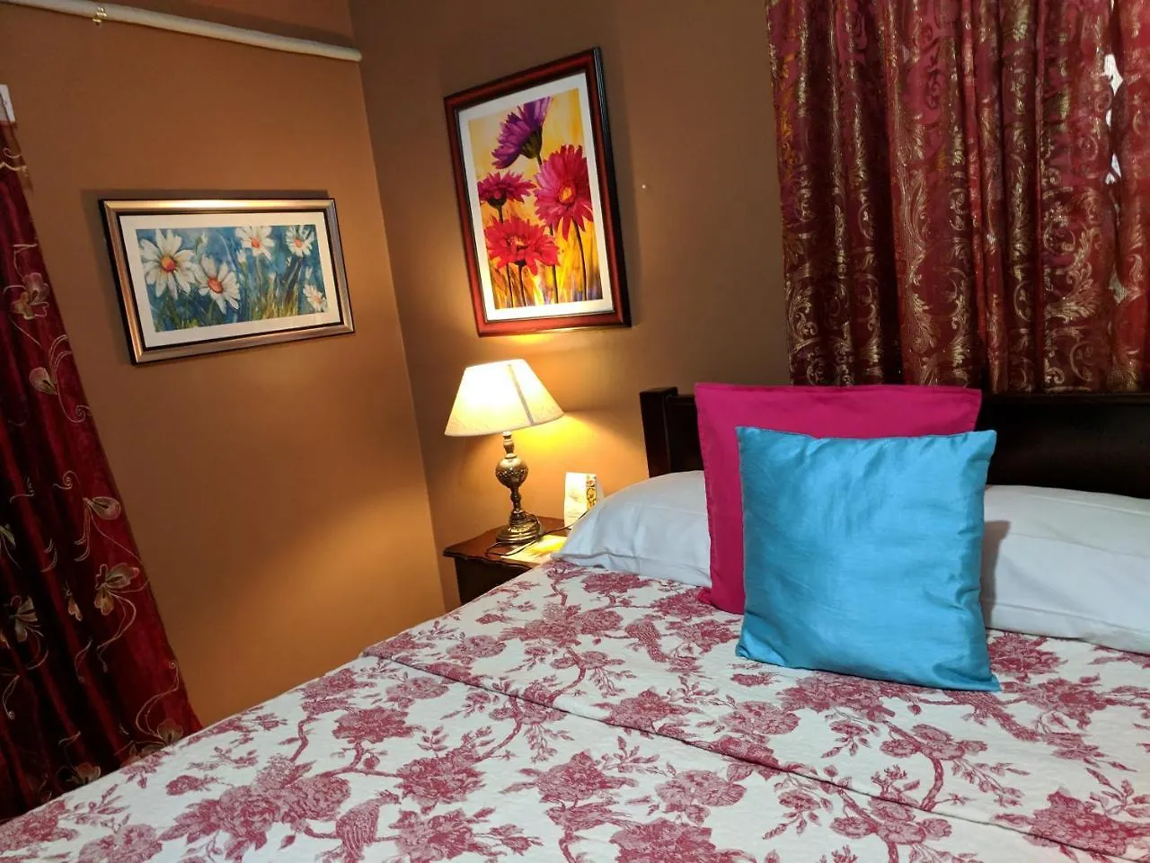 Ultimate Freedom Bed And Breakfast Santa Cruz Bed & Breakfast
